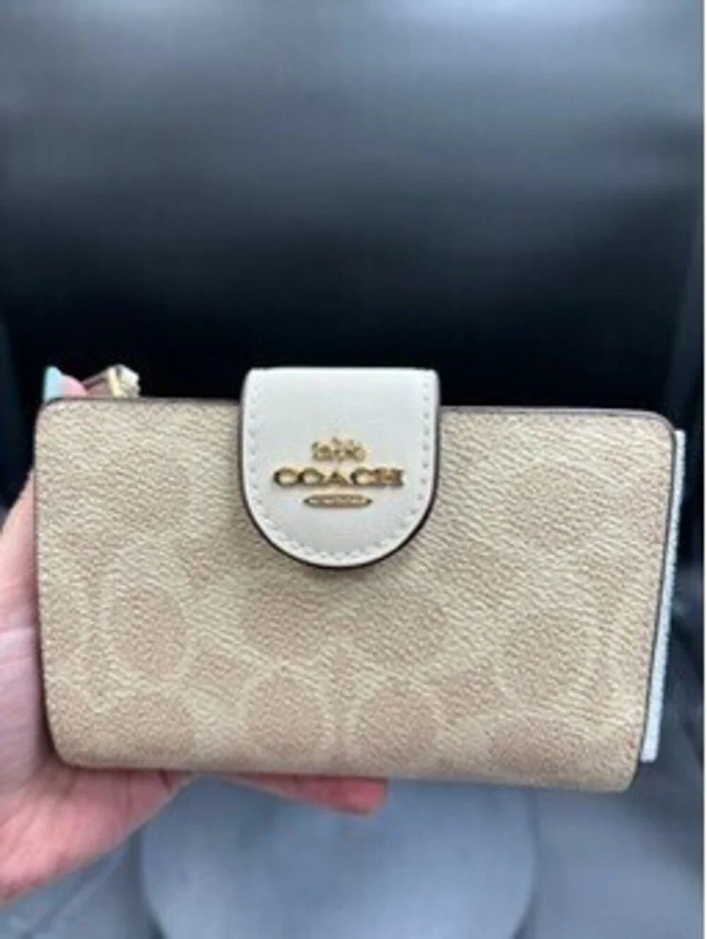Coach wallet perfect textured
