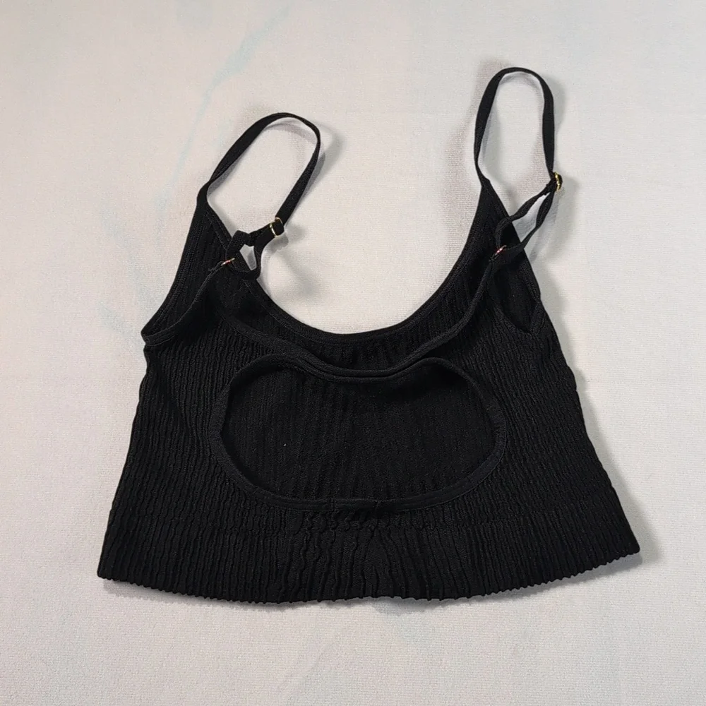Free People approximate pics bra