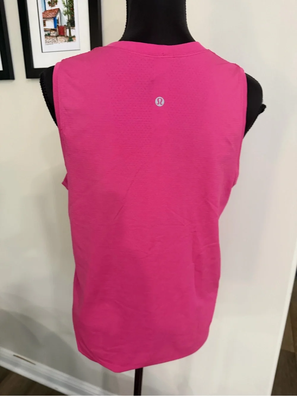 lululemon athletica sleek sleeveless