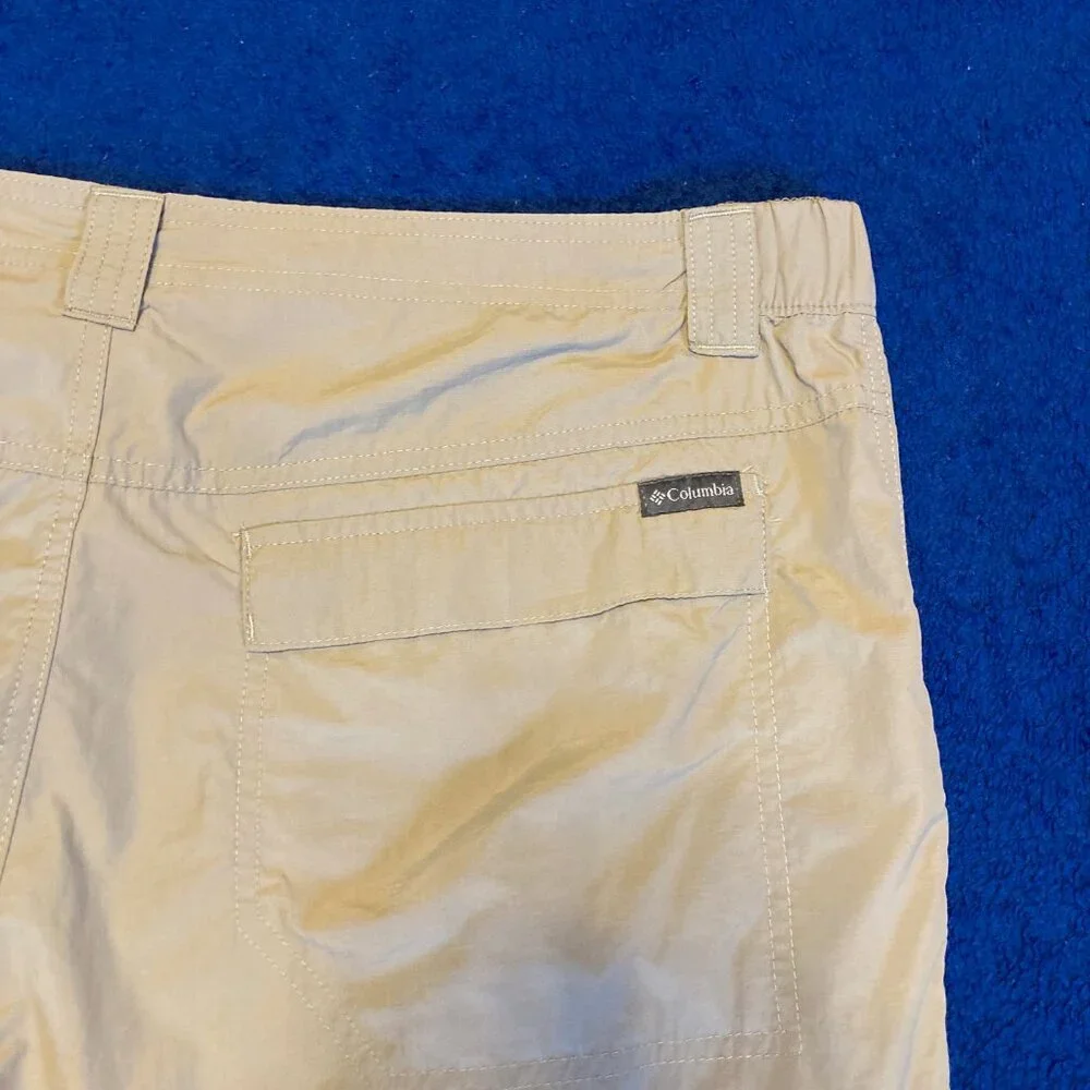 Columbia cargo shorts