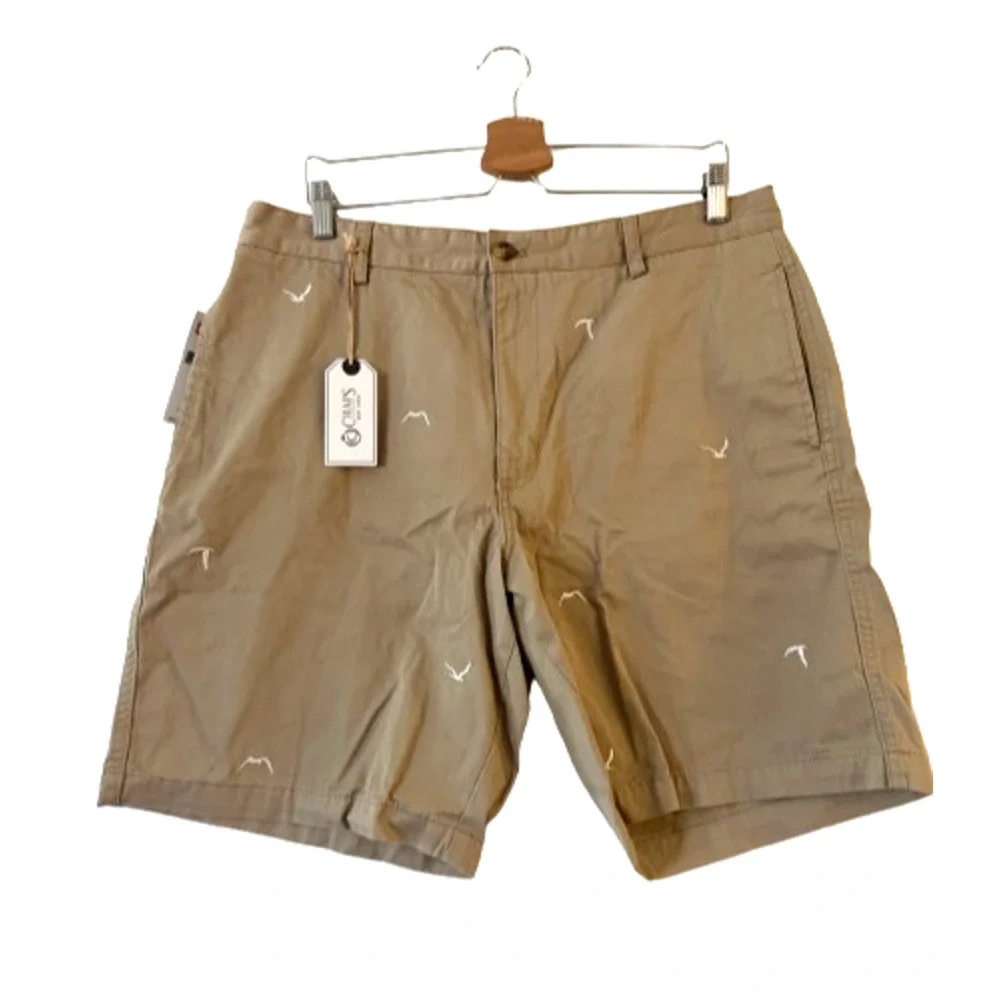 CHAPS Men's Lead Table Safari Chino Shorts‎