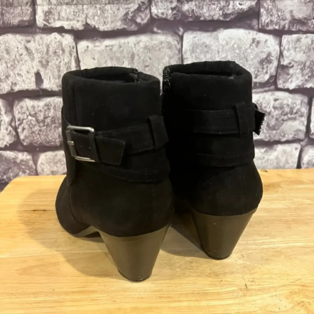 Solanz black ankle