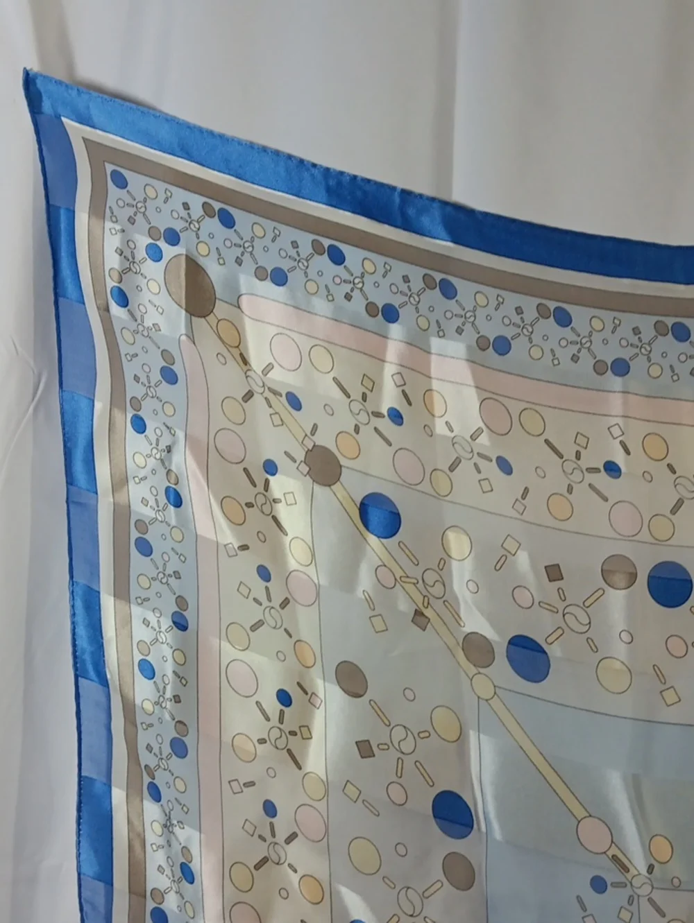 N/A blue border