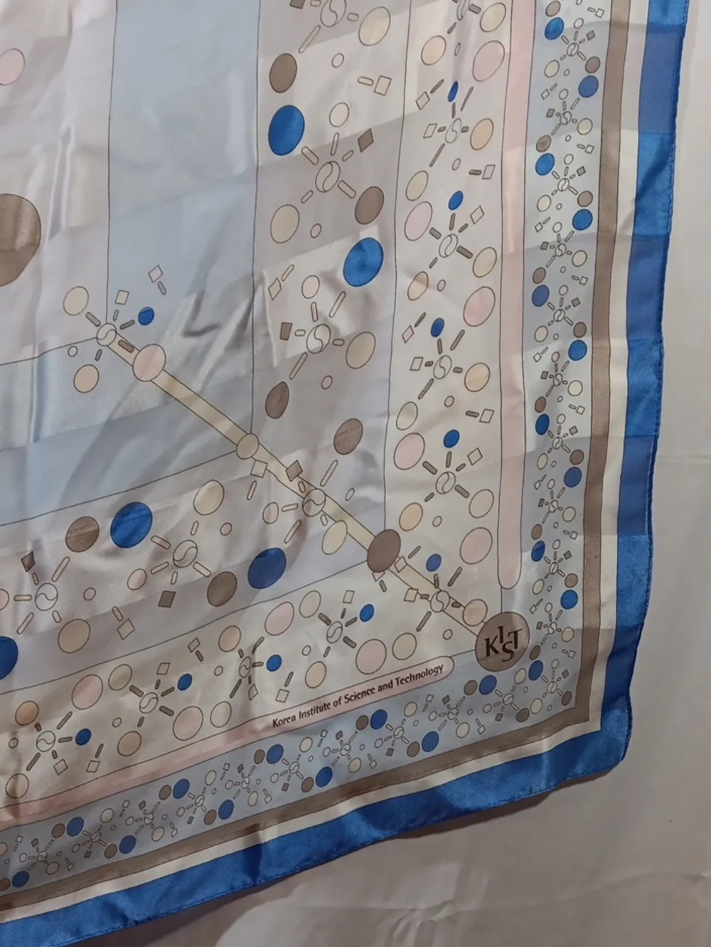 N/A blue border