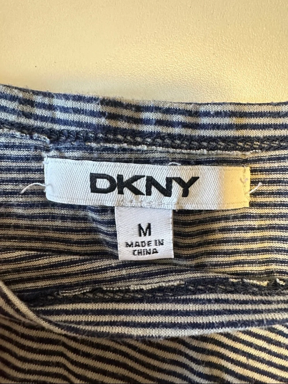Dkny short sleeve