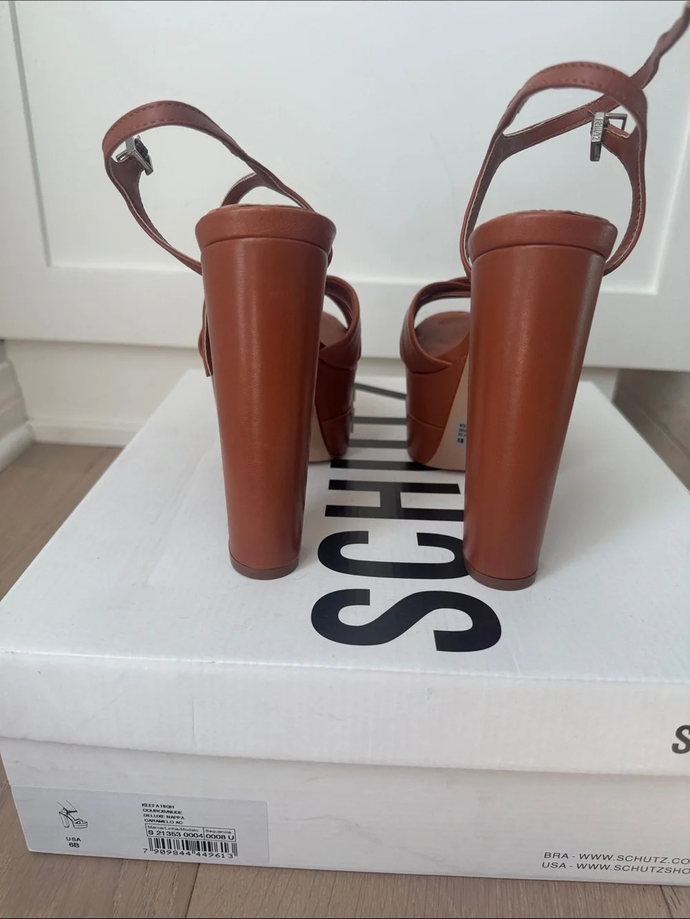 SCHUTZ keeter high