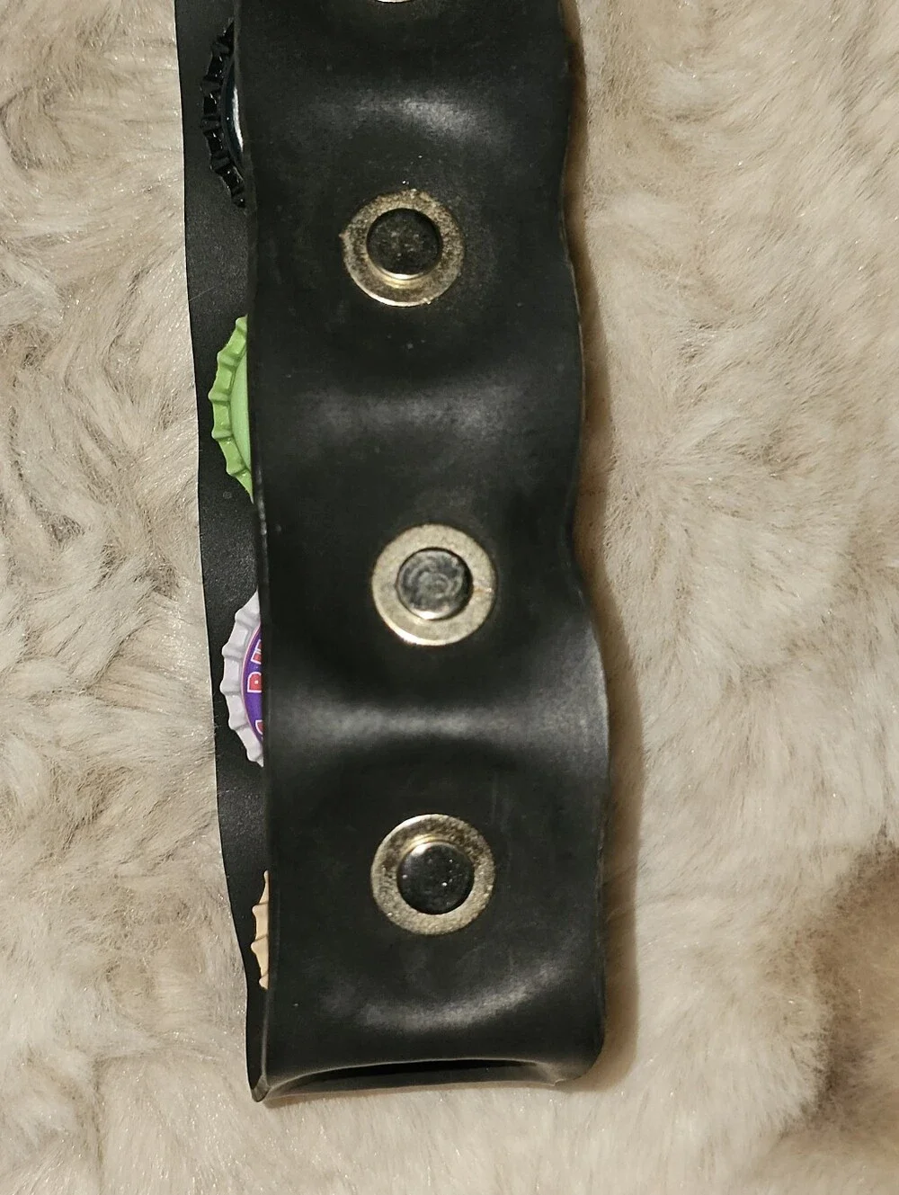 Little Earth black seatbelt