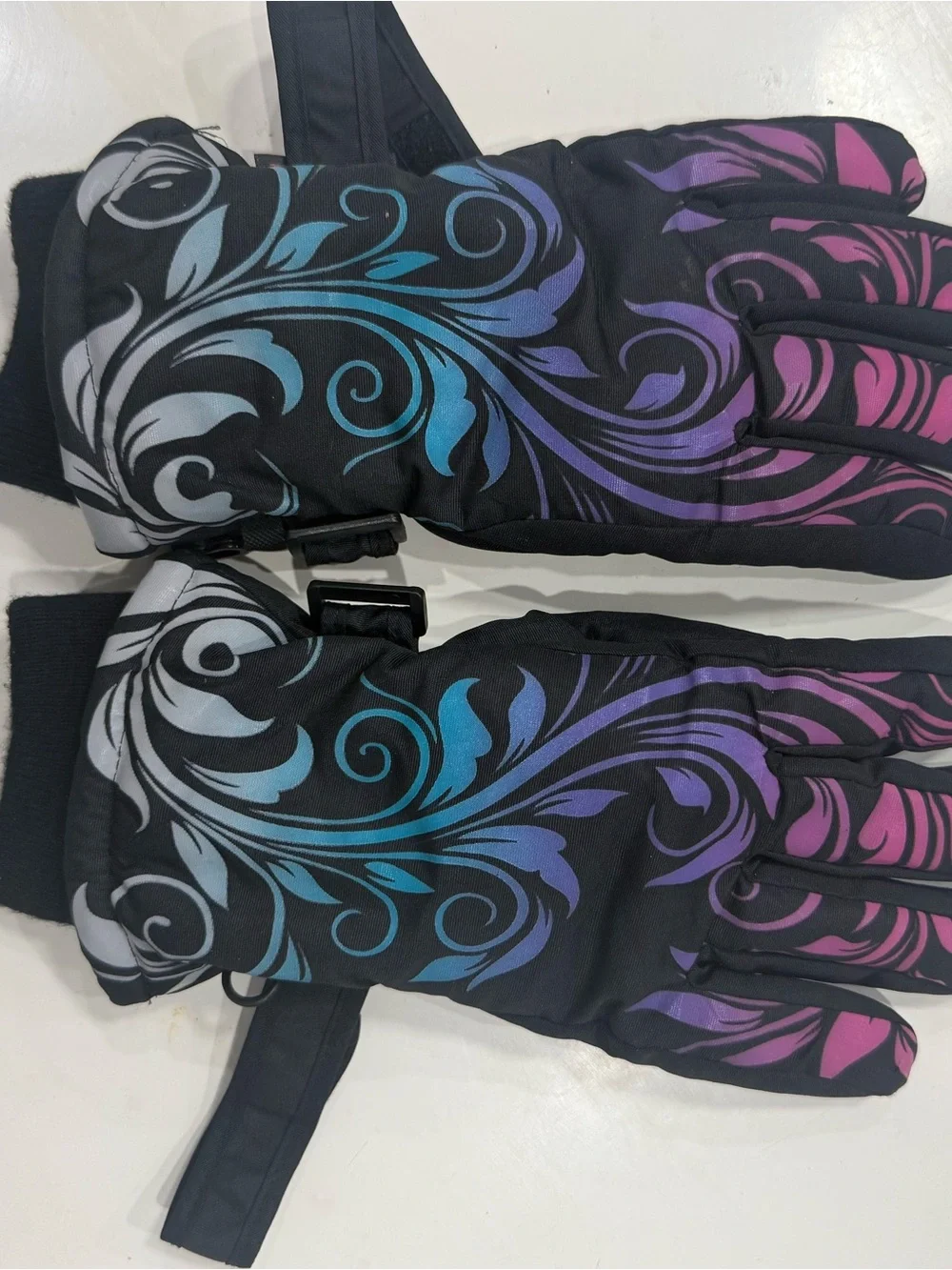 N/A insulated gloves