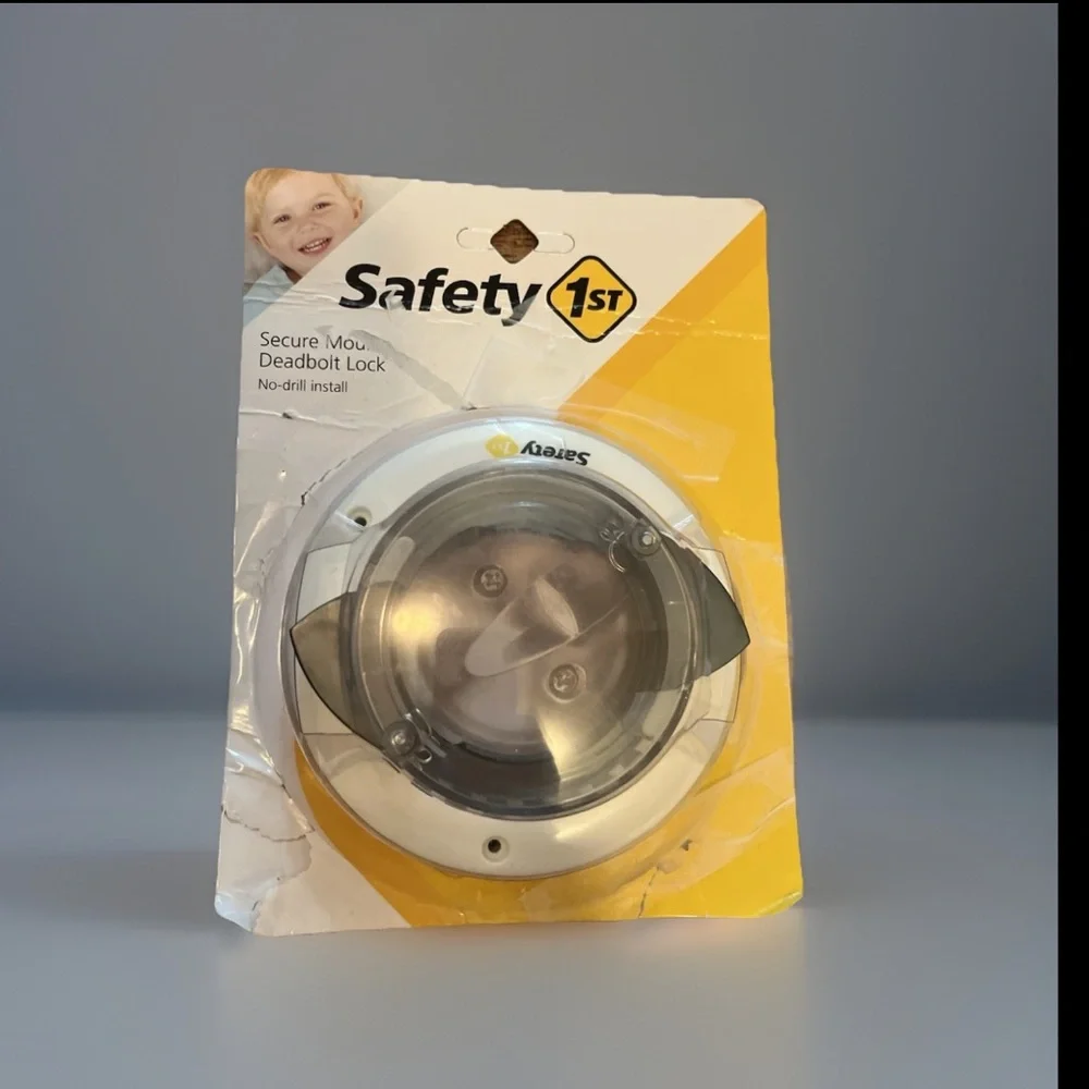 baby safty & carmera brand new