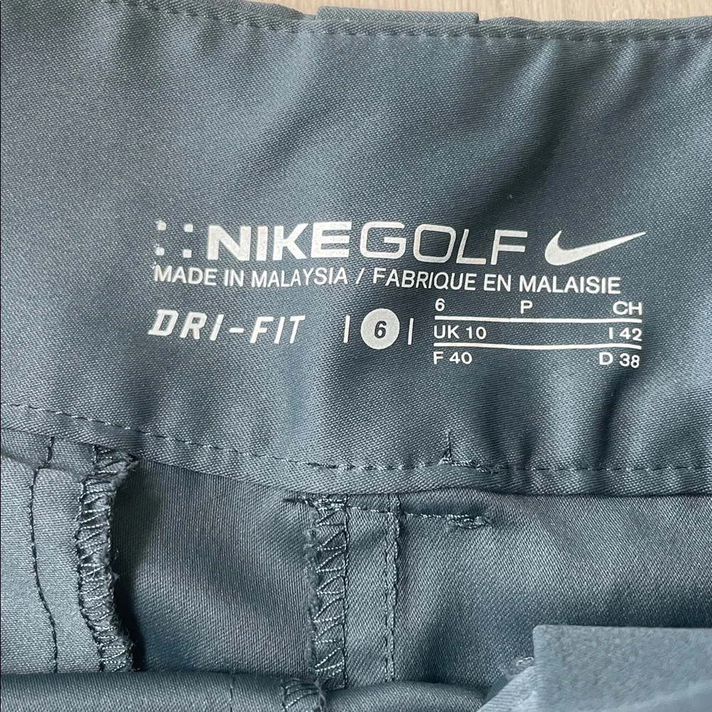 Nike excellent zip