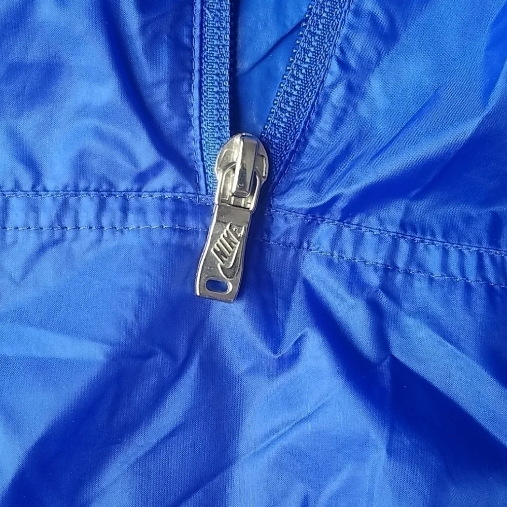 Vintage Nike Foldable Packable Windbreaker Hood Rain Electric Blue Light Jacket