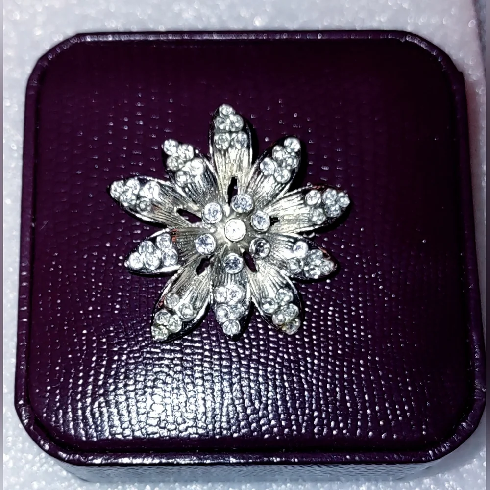 Vintage Rhinestone Snowflake Brooch