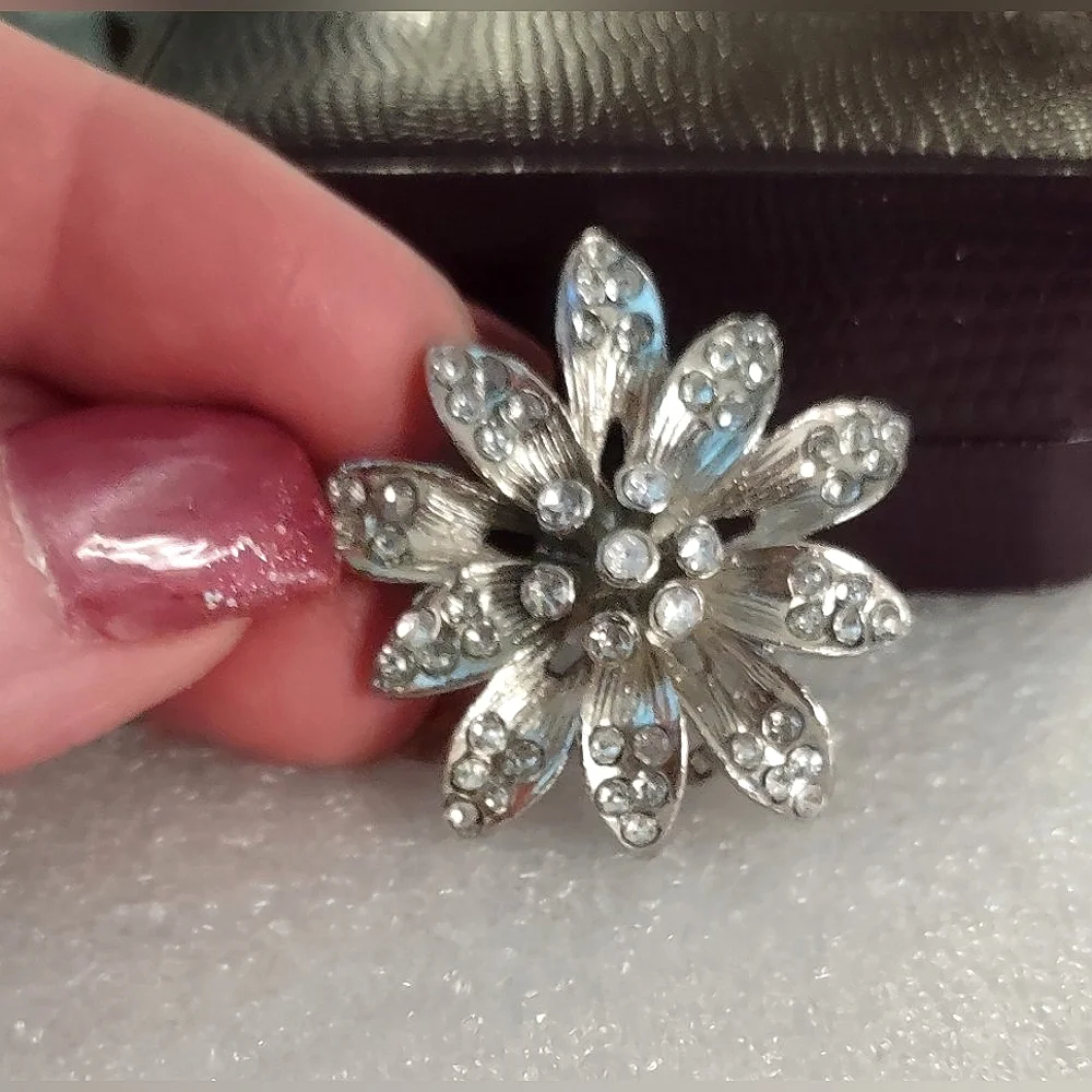 Vintage Rhinestone Snowflake Brooch