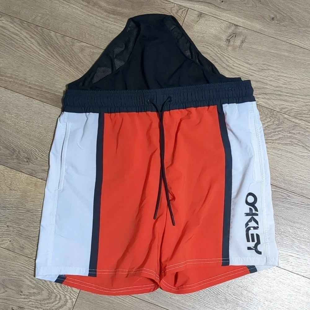Oakley b1b color