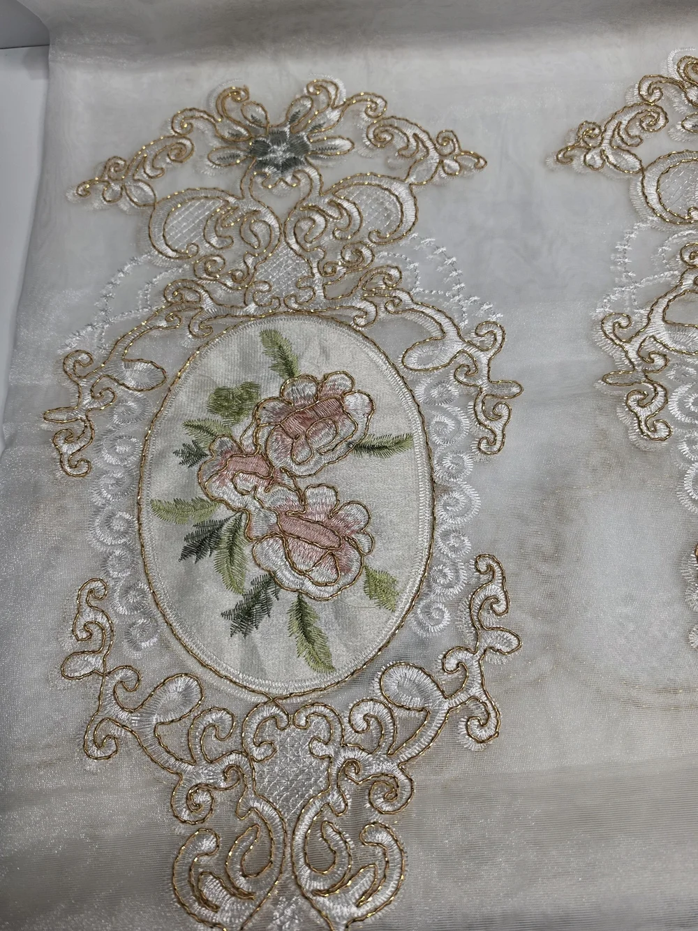 Slow Soul beige sheer