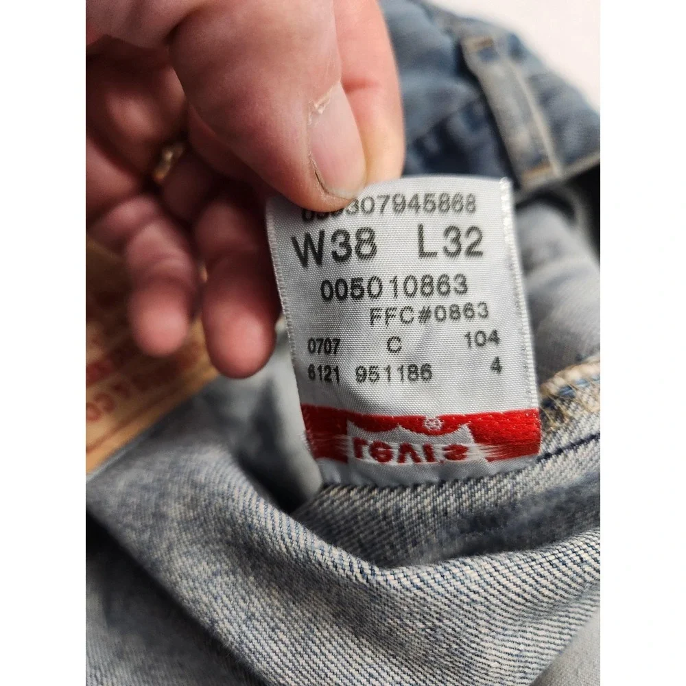 Levis pre owned