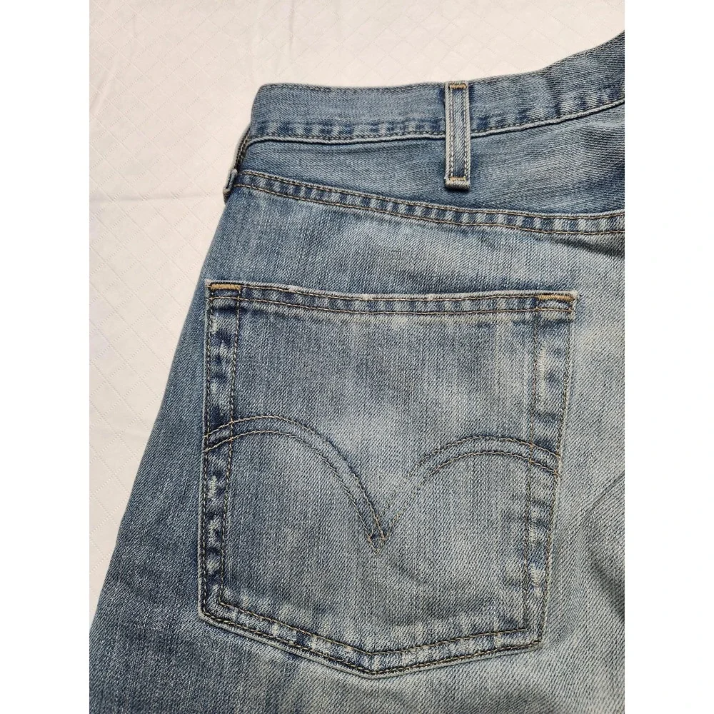 Levis pre owned