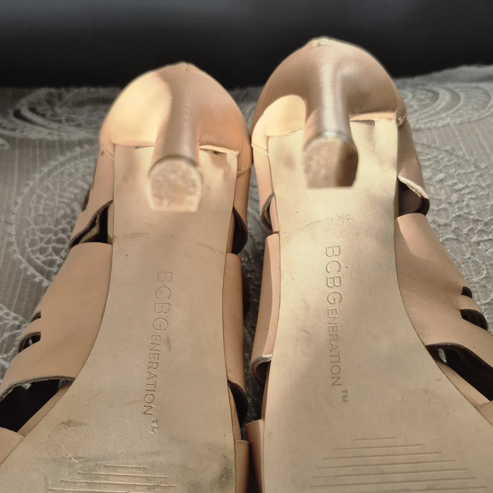 BCBGeneration chic tan