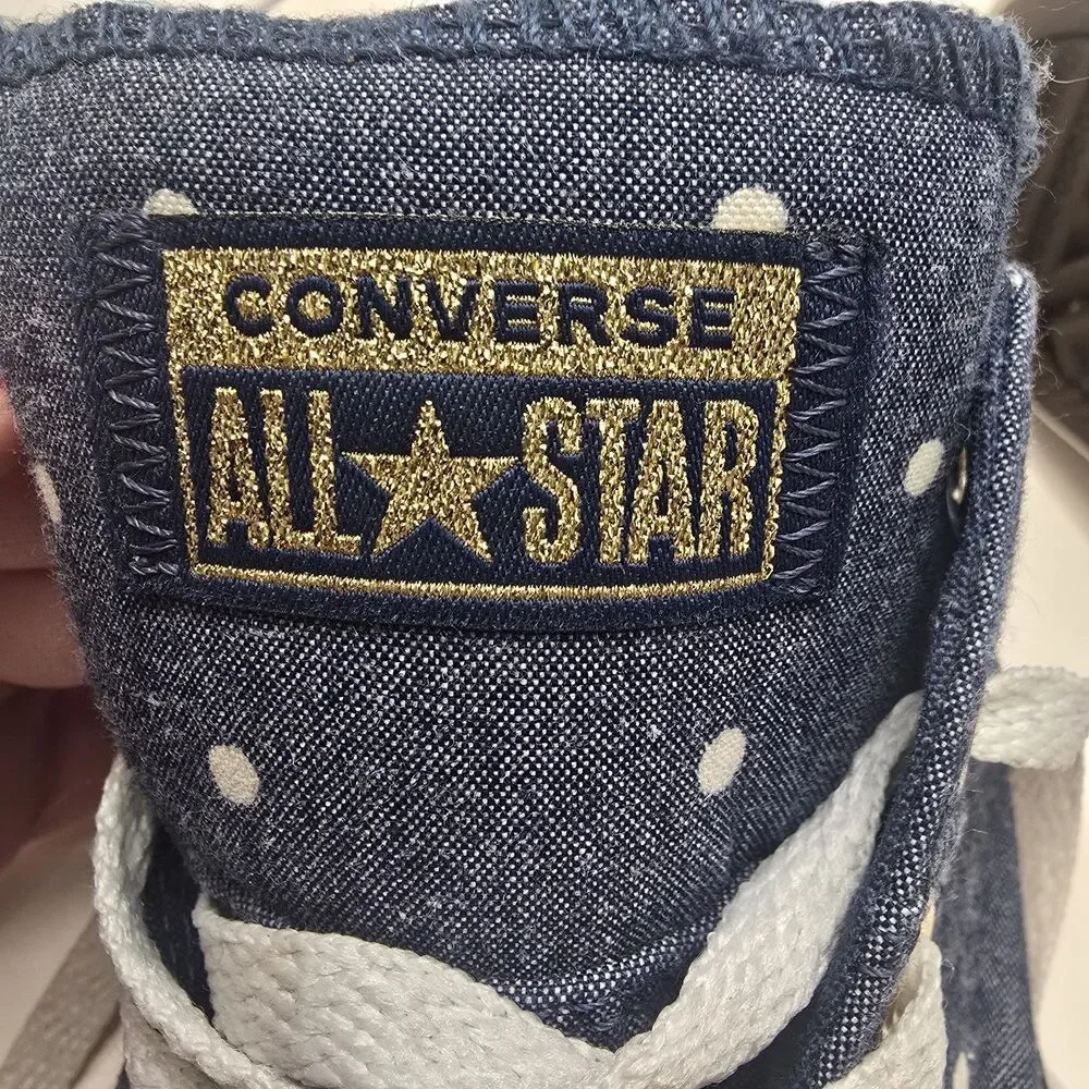 Converse these womens
