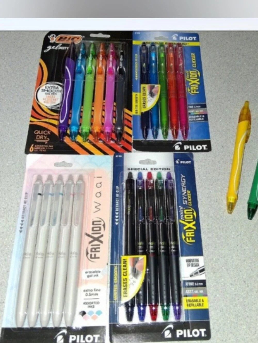Office: Assorted Gel Pens Lot