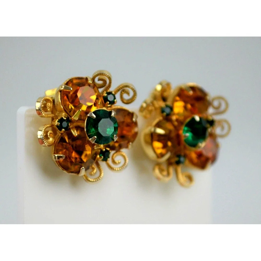 Vintage Gold Tone Metal Clip On Earrings Beautiful Orange &‎ Green Rhinestones