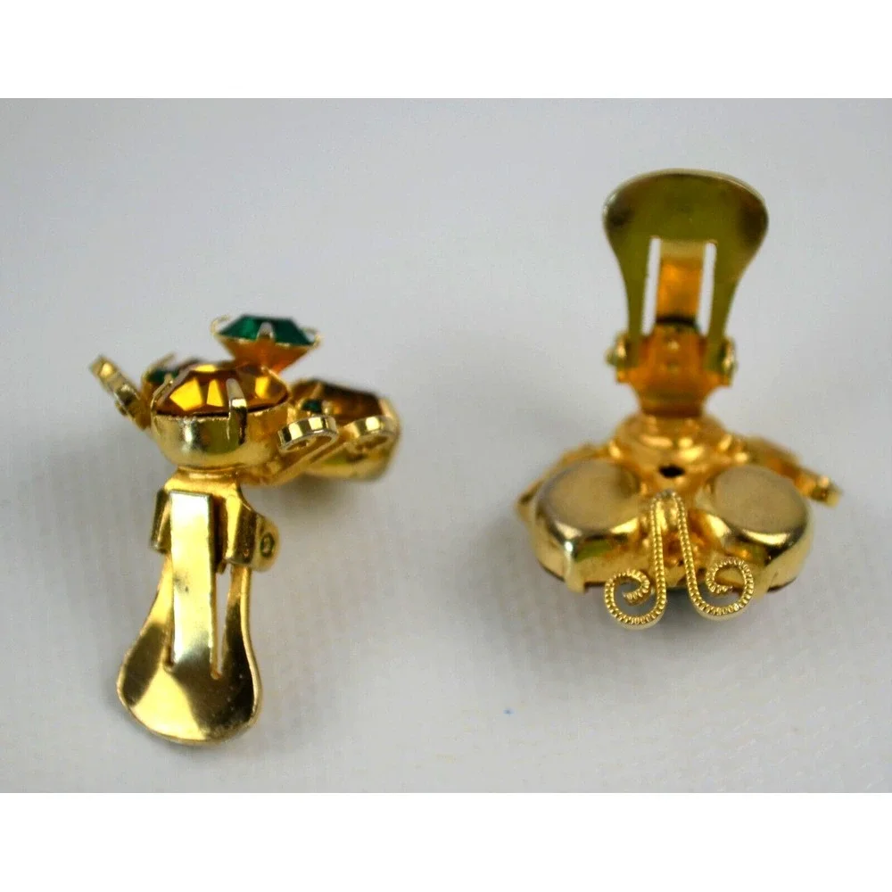 Vintage Gold Tone Metal Clip On Earrings Beautiful Orange &‎ Green Rhinestones