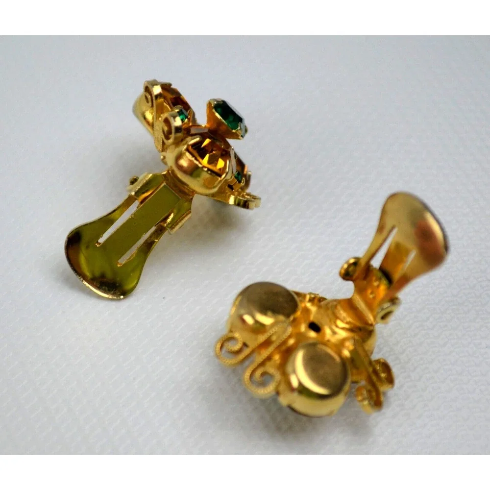 Vintage Gold Tone Metal Clip On Earrings Beautiful Orange &‎ Green Rhinestones