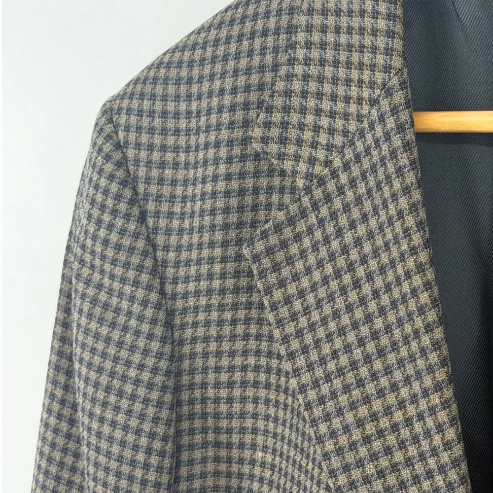 Oscar de la Renta please note