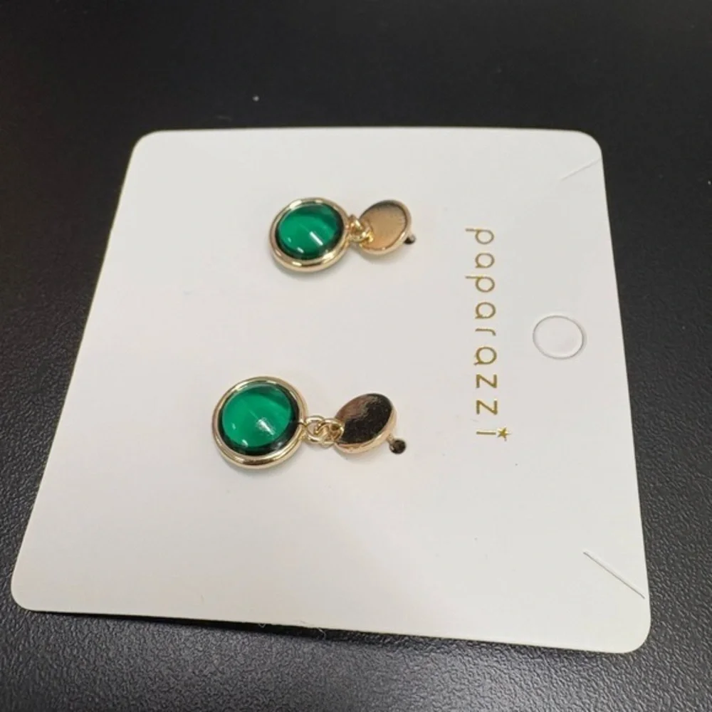 paparazzi earrings subtle color