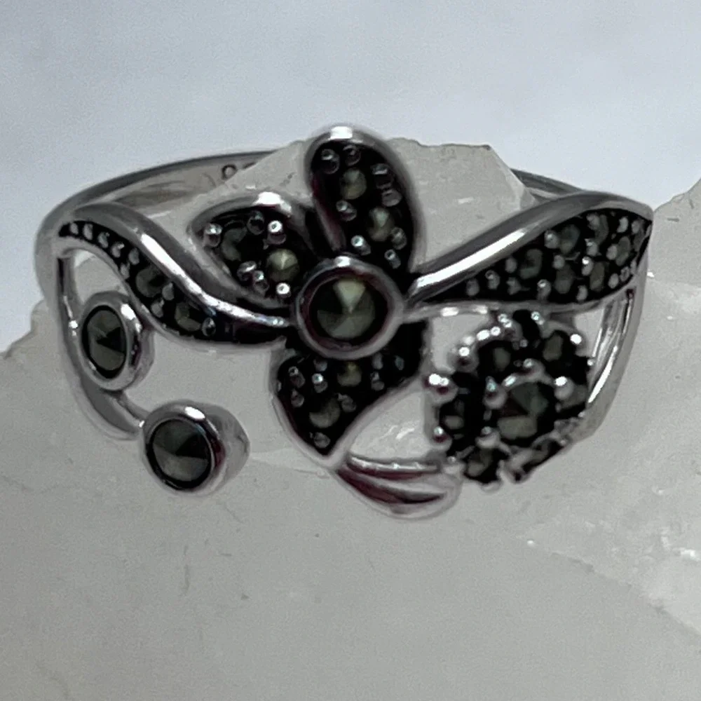 NVC Sterling Silver Marcasite‎ Floral Bypass Ring 925 Vtg Flower Size 6