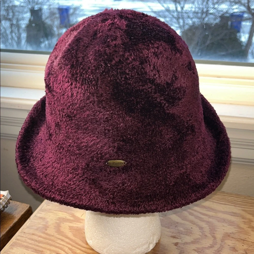 Liz Claiborne chic cozy