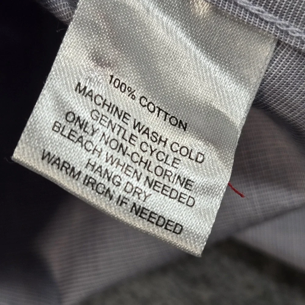 UNTUCKit size mens
