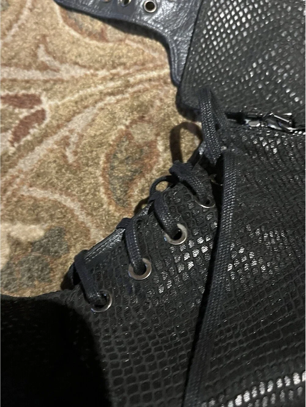 Stuart Weitzman good pre