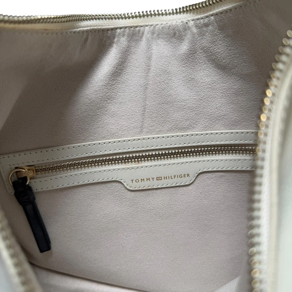 Tommy Hilfiger good preloved
