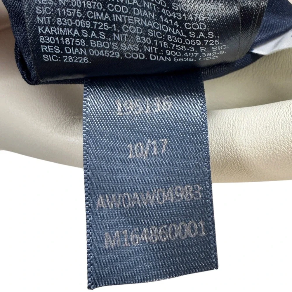 Tommy Hilfiger good preloved