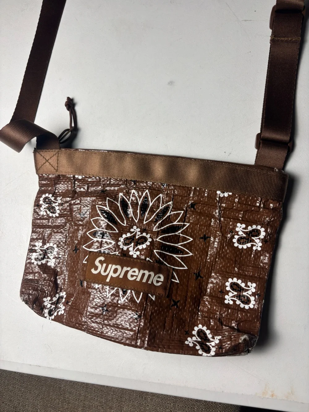Supreme bandana tarp