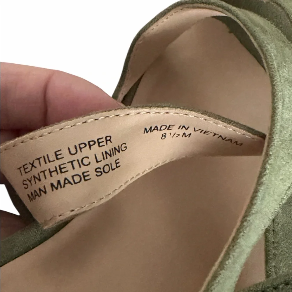 Ann Taylor pictures but