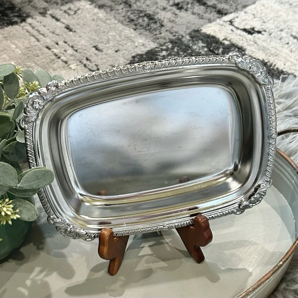 Sheldon-Ware vintage shelton