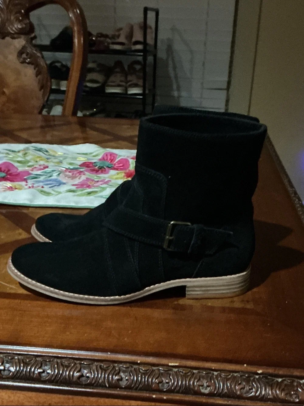 Splendid black suede
