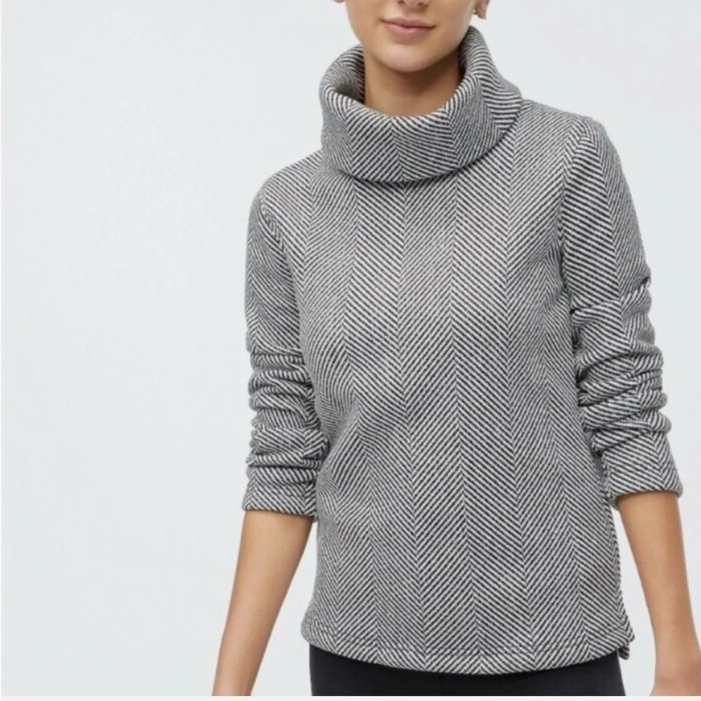 J. Crew Long Sleeve Funnelneck Pullover Fleece Lined Sweater-Herringbone-Size S‎