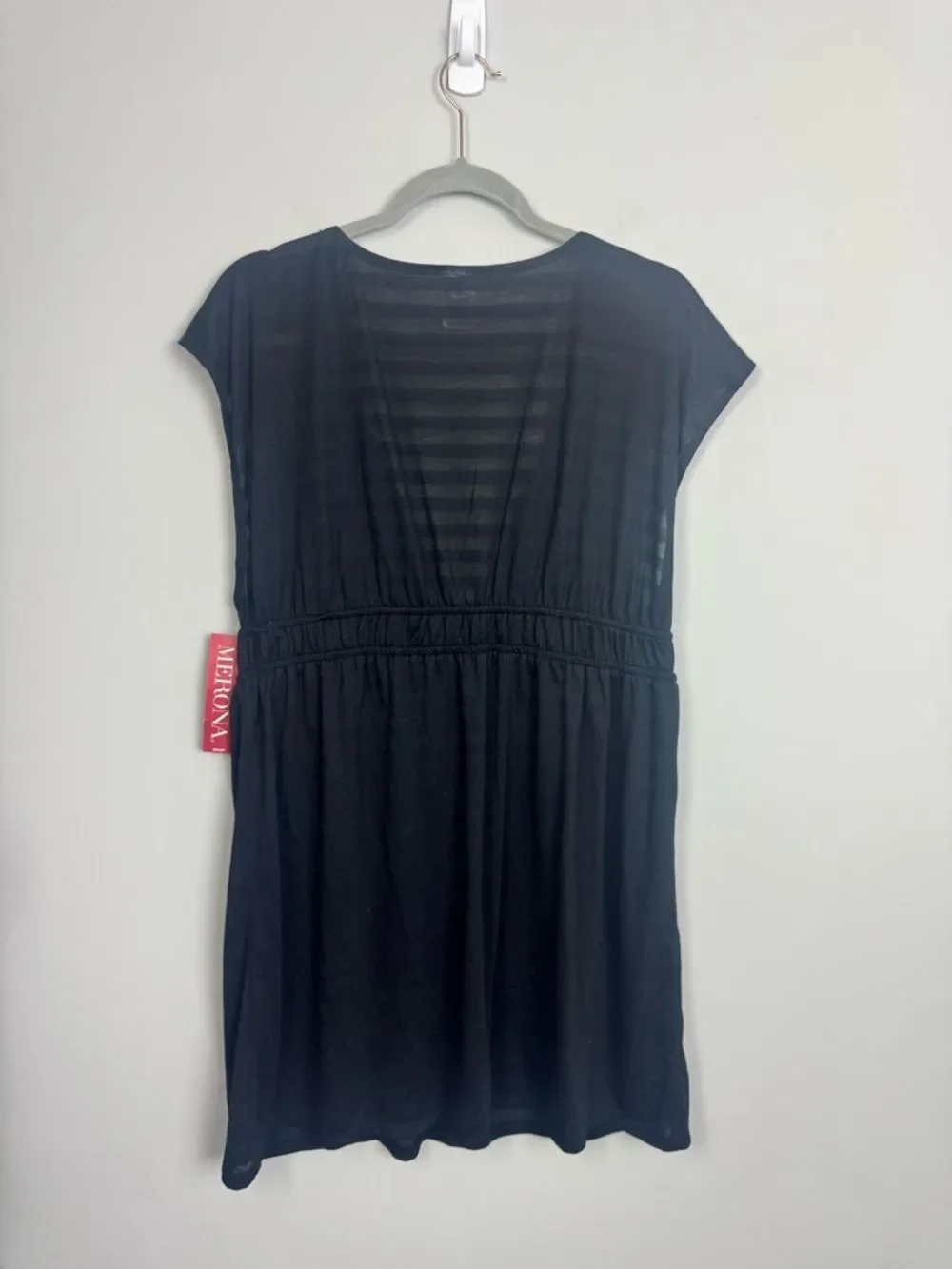 Merona throw sleeves