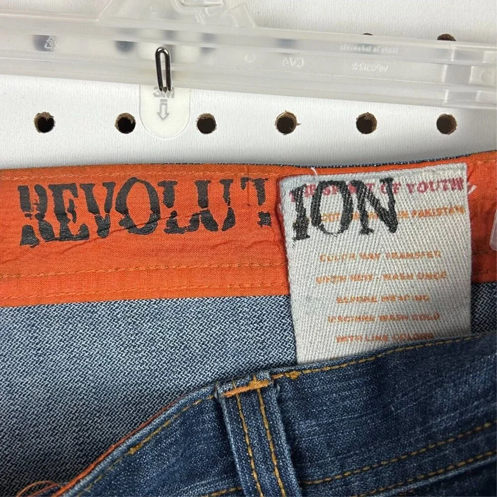 Revolution item same