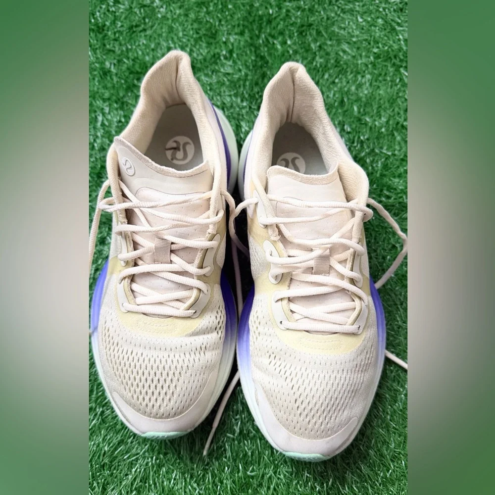 lululemon athletica Women's Cream and‎ Purple Athletic Shoes Size 7.5
