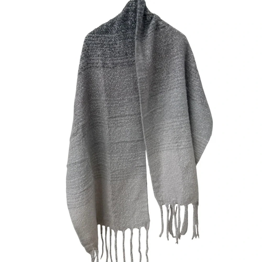 MerSea & Co Scarf OS‎ Grey Ombre Knit Fringe Tassel Oversized Wrap