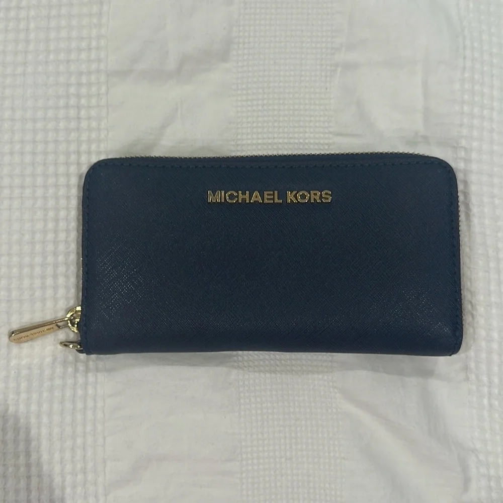 Michael Kors wallet