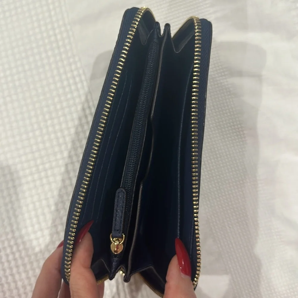 Michael Kors 5” please