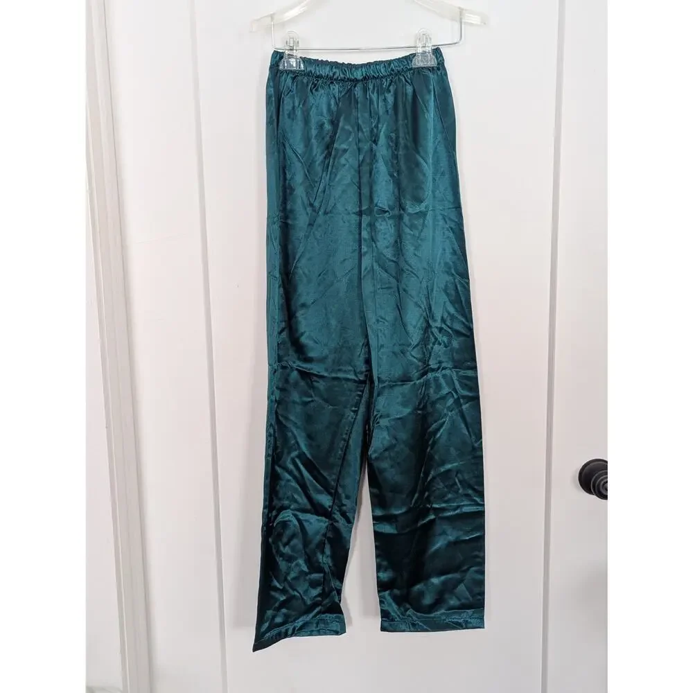 Chelsea's Collection women small green floral pajama set Vtg