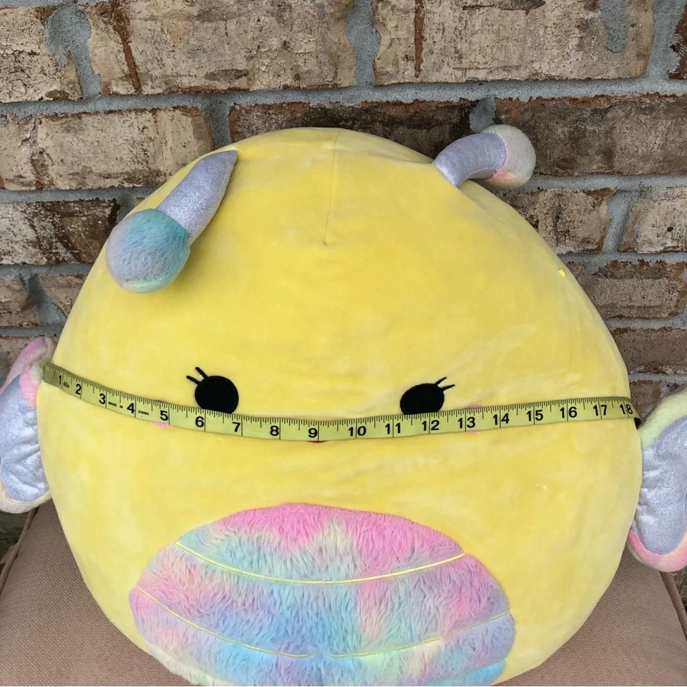 Kellytoy 18”h 18”w