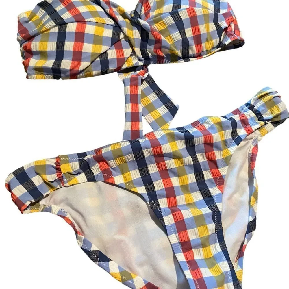 Jessica Simpson bikini like new size large perfect condition we pics