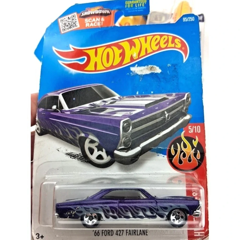 Hot Wheels lot cars